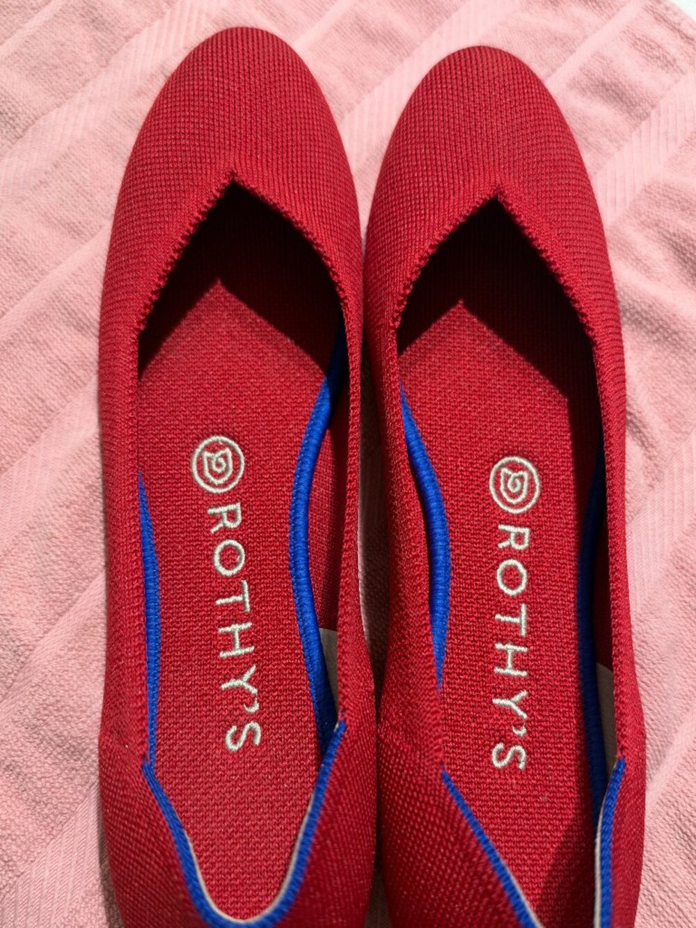 Rothy’s Red Round Toe Flats, Size 7, Like New